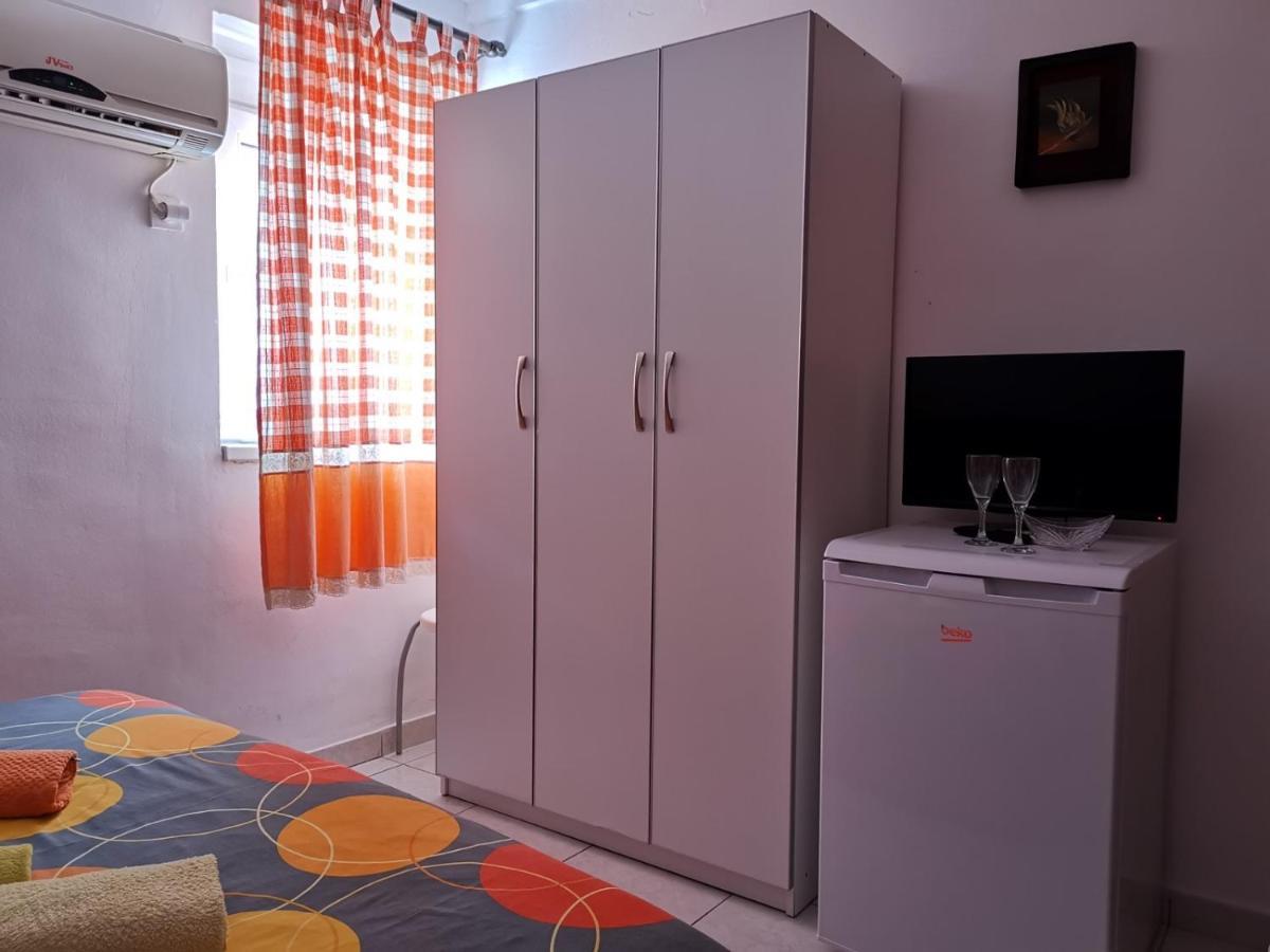 Apartments Coso Zlatne Njive Bb Kotor Exterior foto