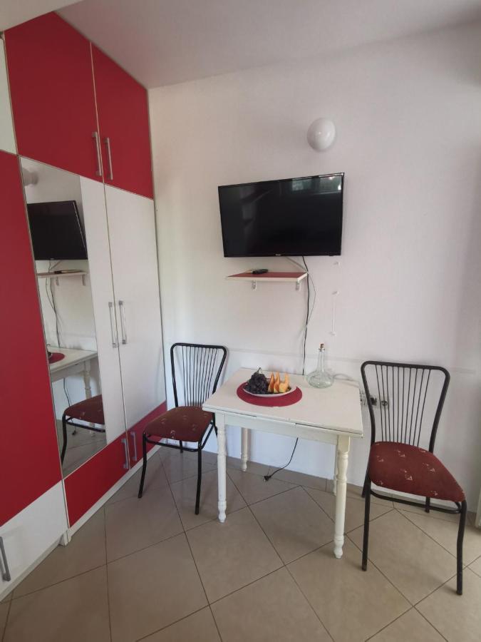 Apartments Coso Zlatne Njive Bb Kotor Exterior foto
