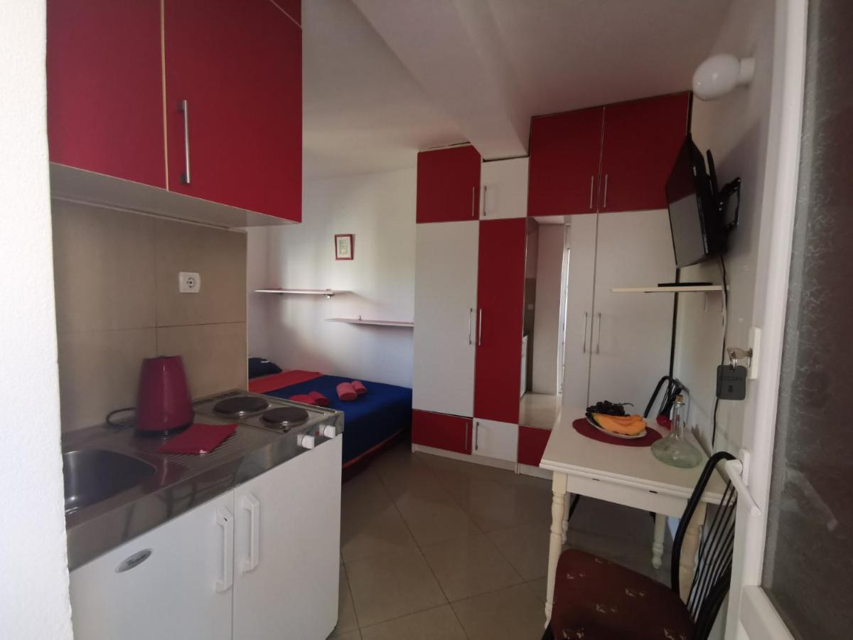 Apartments Coso Zlatne Njive Bb Kotor Exterior foto