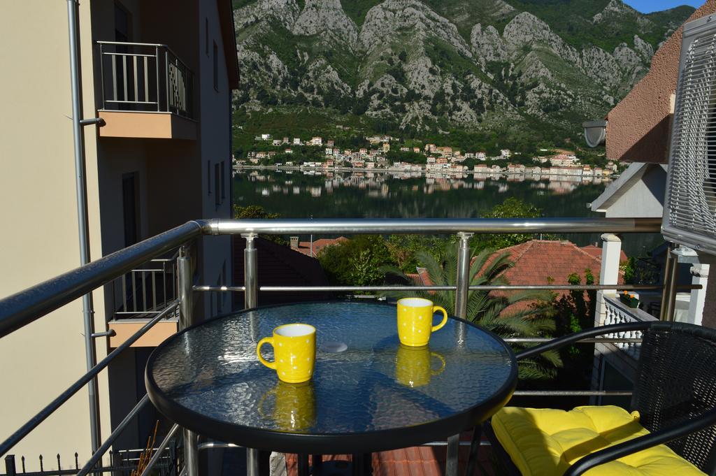 Apartments Coso Zlatne Njive Bb Kotor Exterior foto